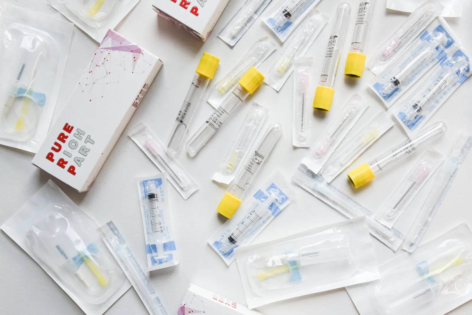 PRP Pure kit with tubes and packaging
